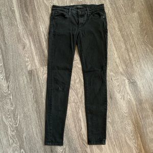 Joe’s black mid-rise “Icon” skinny jeans - size 27